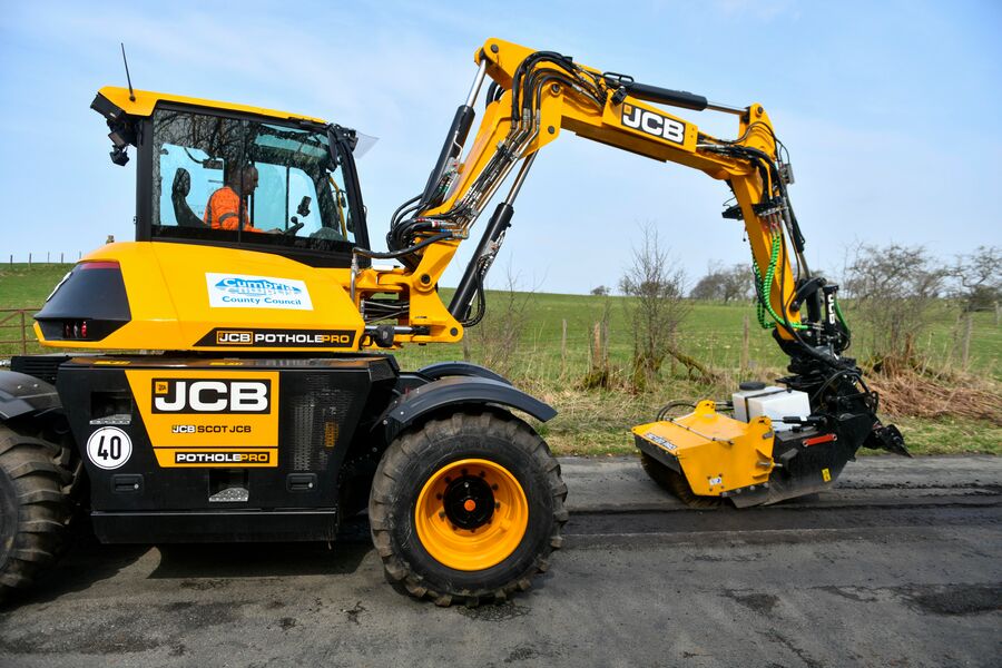8分鐘修復(fù)1個坑！成本減半！JCB公路維護(hù)新品PotholePro